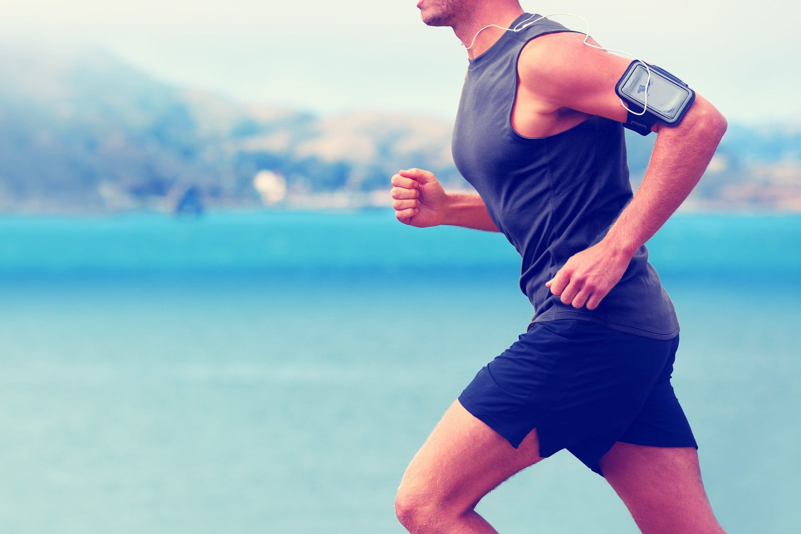 shutterstock_251032747-min young healthy many working out